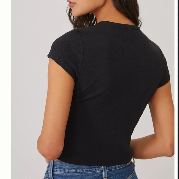 Anthropologie The Blair Stretch Cotton Short-Sleeve Baby Tee by Maeve - Picture 2 of 6